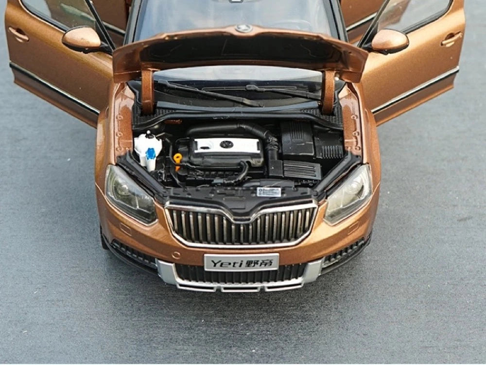 [OEM] 1:18 Skoda 2013 Yeti Outdoor Orange Model Car Die-Cast