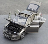 [OEM] 1:18 Skoda 2015 Superb Brown Model Car Die-Cast
