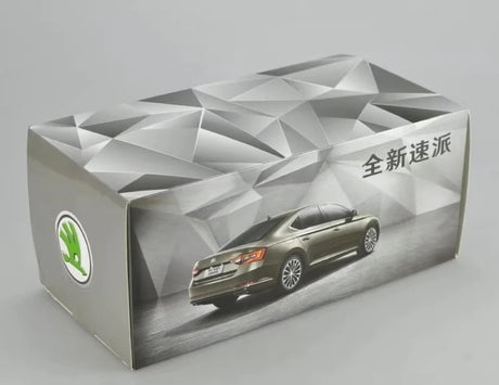 [OEM] 1:18 Skoda 2015 Superb Red Model Car Die-Cast