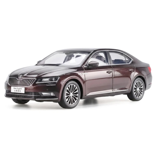 [OEM] 1:18 Skoda 2015 Superb Red Model Car Die-Cast