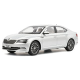 [OEM] 1:18 Skoda 2015 Superb Silver Model Car Die-Cast