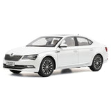 [OEM] 1:18 Skoda 2015 Superb White Model Car Die-Cast