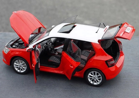 [OEM] 1:18 Skoda 2016 Fabia Red Model Car Die-Cast