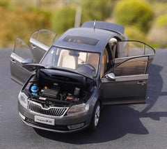 [OEM] 1:18 Skoda 2016 Rapid Gray Model Car Die-Cast