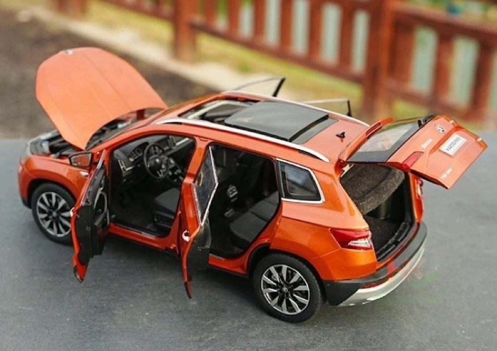 [OEM] 1:18 Skoda 2017 Karoq Orange Model Car Die-Cast
