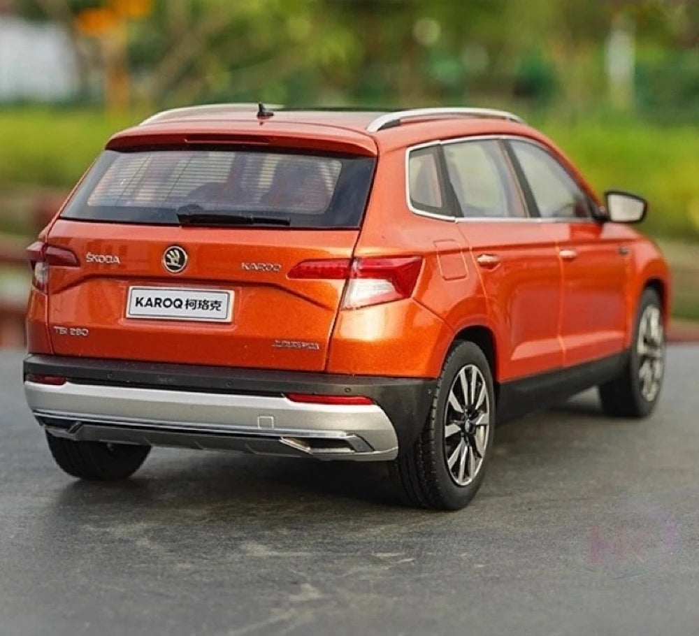 [OEM] 1:18 Skoda 2017 Karoq Orange Model Car Die-Cast