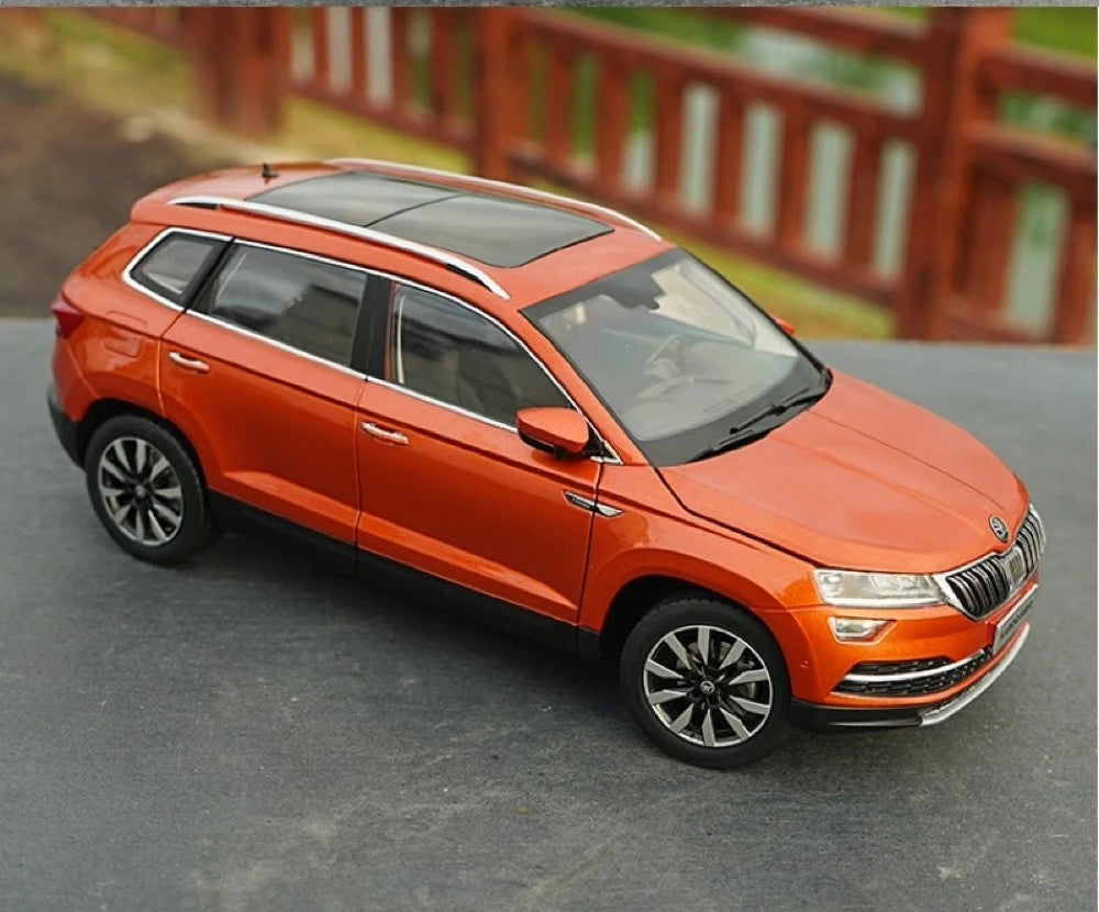 [OEM] 1:18 Skoda 2017 Karoq Orange Model Car Die-Cast