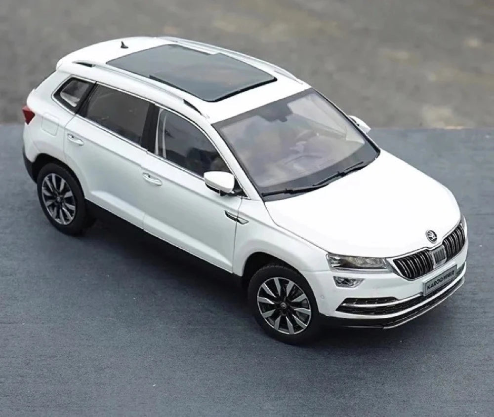 [OEM] 1:18 Skoda 2017 Karoq White Model Car Die-Cast