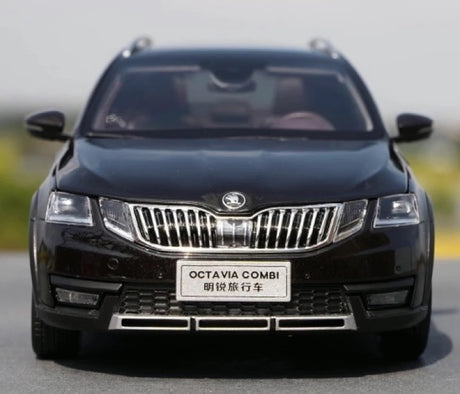 [OEM] 1:18 Skoda 2017 Octavia Brown Model Car Die-Cast