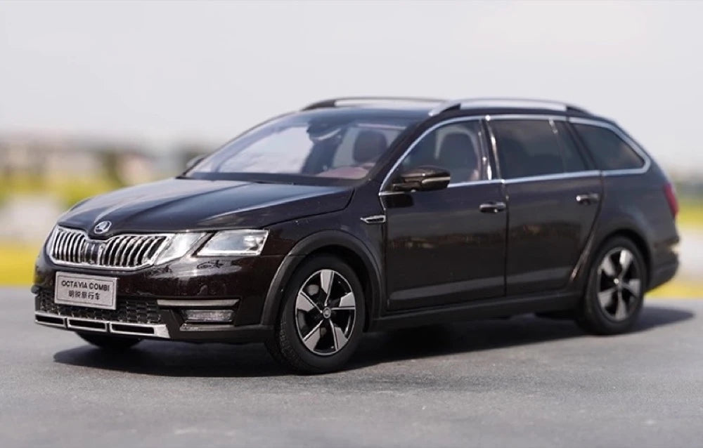 [OEM] 1:18 Skoda 2017 Octavia marron voiture miniature Die-Cast