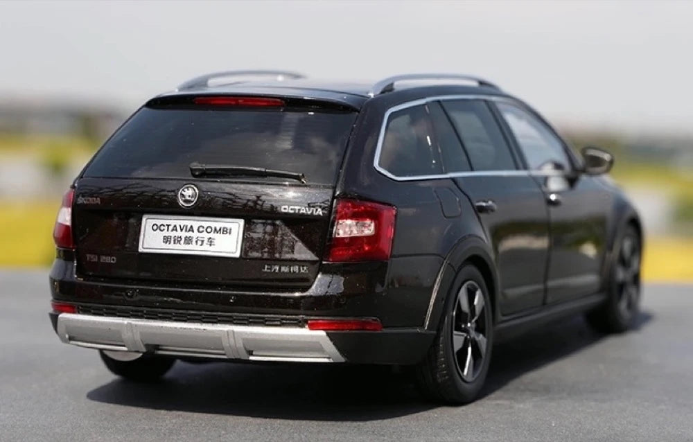 [OEM] 1:18 Skoda 2017 Octavia marron voiture miniature Die-Cast