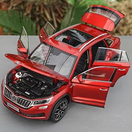 [OEM] 1:18 Skoda 2018 Karoq GT Red Model Car Die-Cast