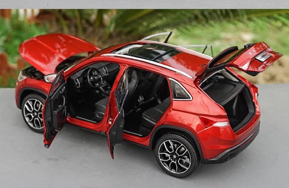 [OEM] 1:18 Skoda 2018 Karoq GT Red Model Car Die-Cast