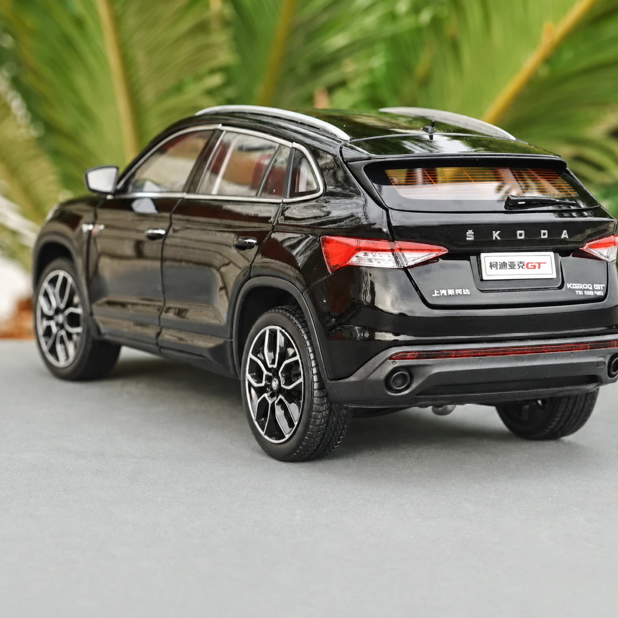 OEM Skoda 2018 Kodiaq GT Black 1:18 – Collectible Diecast Model Die-Cast