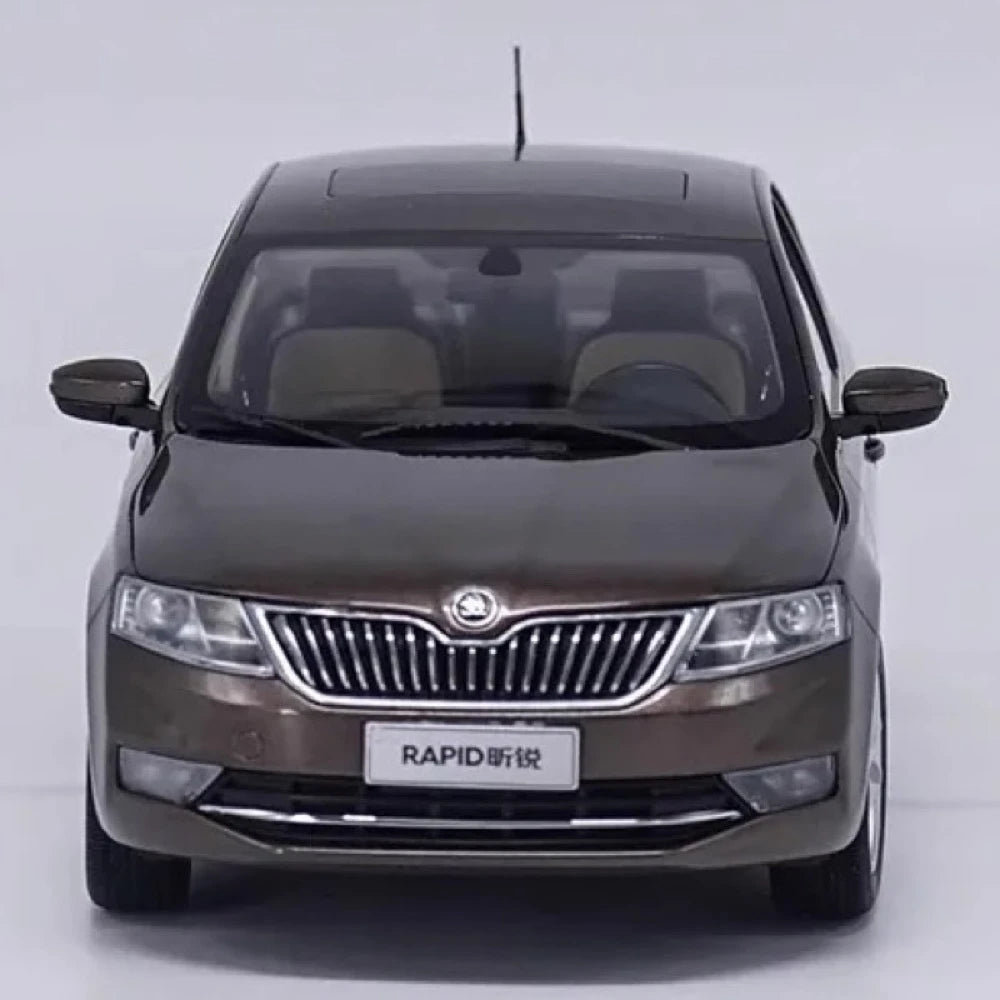 [OEM] 1:18 Skoda 2018 Rapid marron voiture miniature Die-Cast