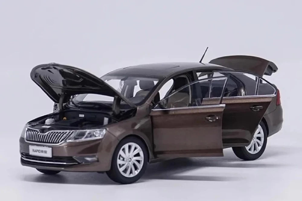 [OEM] 1:18 Skoda 2018 Rapid marron voiture miniature Die-Cast