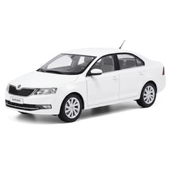 [OEM] 1:18 Skoda 2018 Rapid bianco modellino di auto Die-Cast
