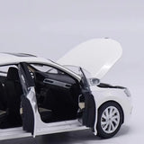 [OEM] 1:18 Skoda 2018 Rapid White Model Car Die-Cast