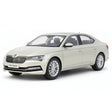 [OEM] 1:18 Skoda 2020 Superb guld modellbil Die-Cast
