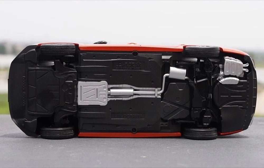 [OEM] 1:18 Skoda 2021 Octavia Orange Model Car Die-Cast