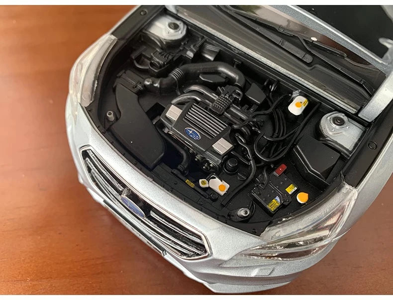 [OEM] 1:18 Subaru 2015 Legacy Silver Model Car Die-Cast