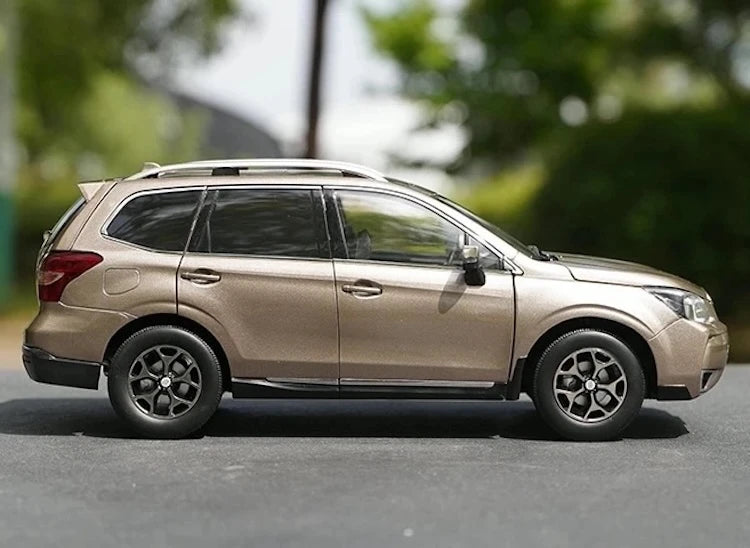 [OEM] 1:18 Subaru 2018 Forester Brown Model Car Die-Cast