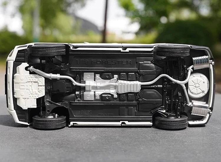[OEM] 1:18 Subaru 2018 Forester White Model Car Die-Cast
