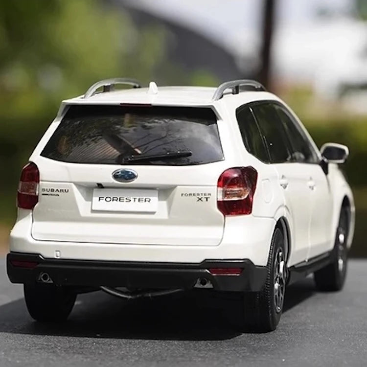 [OEM] 1:18 Subaru 2018 Forester White Model Car Die-Cast