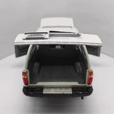 [OEM] 1:18 Toyota 1990 Land Cruiser 80 Series White Model Car Die-Cast