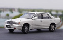 [OEM] 1:18 Toyota 1995 Crown 155 White Model Car Die-Cast