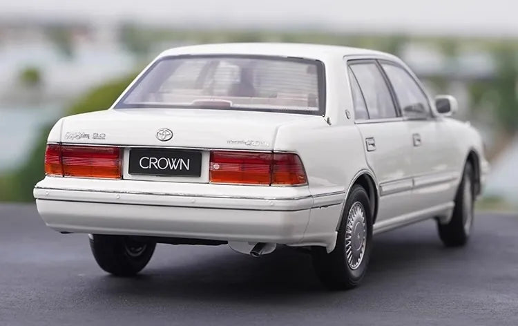 [OEM] 1:18 Toyota 1995 Crown 155 blanc voiture miniature Die-Cast
