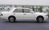[OEM] 1:18 Toyota 1995 Crown 155 blanc voiture miniature Die-Cast