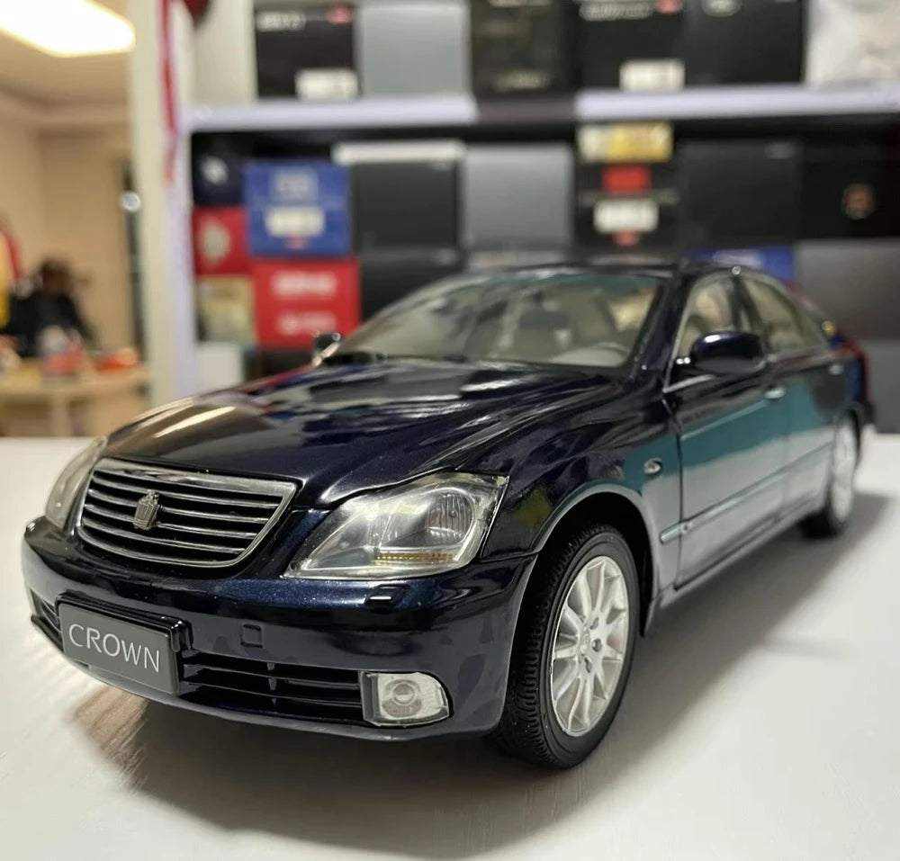 [OEM] 1:18 Toyota 2003 Crown S180 Blue Model Car Die-Cast