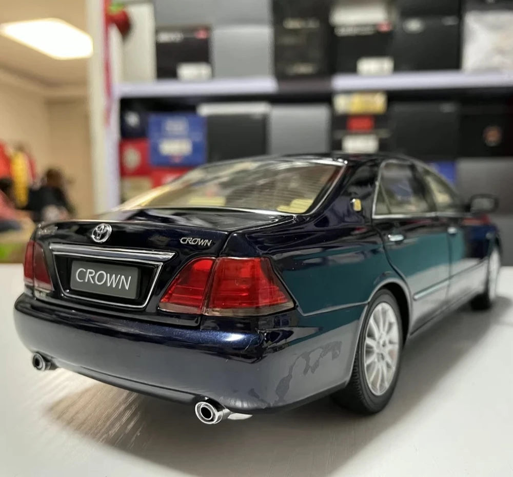 [OEM] 1:18 Toyota 2003 Crown S180 Blue Model Car Die-Cast