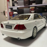 [OEM] 1:18 Toyota 2003 Crown S180 White Model Car Die-Cast