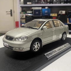 [OEM] 1:18 Toyota 2004 Corolla Altis argento modellino di auto Die-Cast