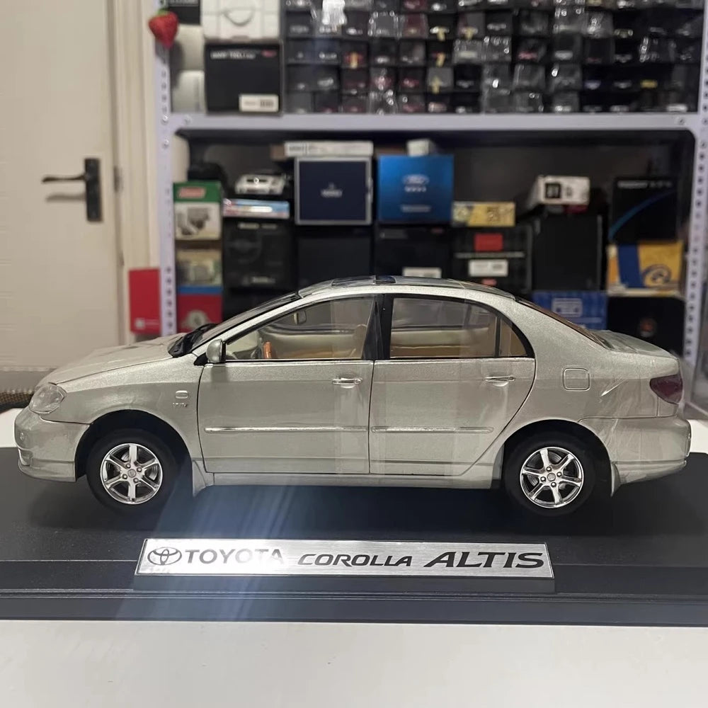 [OEM] 1:18 Toyota 2004 Corolla Altis argento modellino di auto Die-Cast