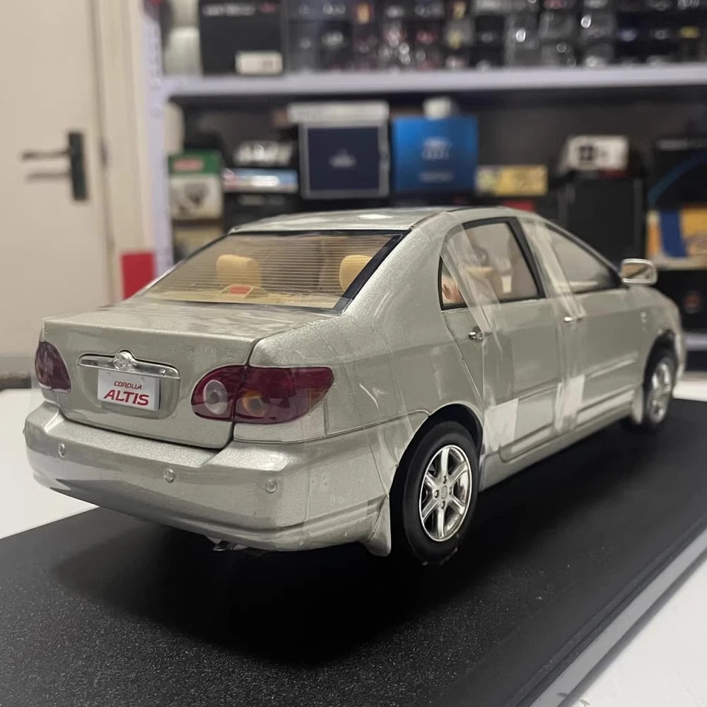 [OEM] 1:18 Toyota 2004 Corolla Altis argento modellino di auto Die-Cast