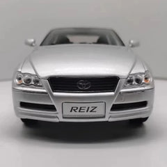 [OEM] 1:18 Toyota 2004 Mark X Silver Model Car Die-Cast