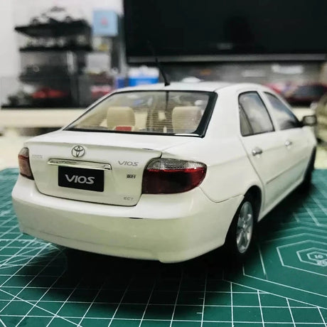 [OEM] 1:18 Toyota 2004 Vios XP40 blanc voiture miniature Die-Cast