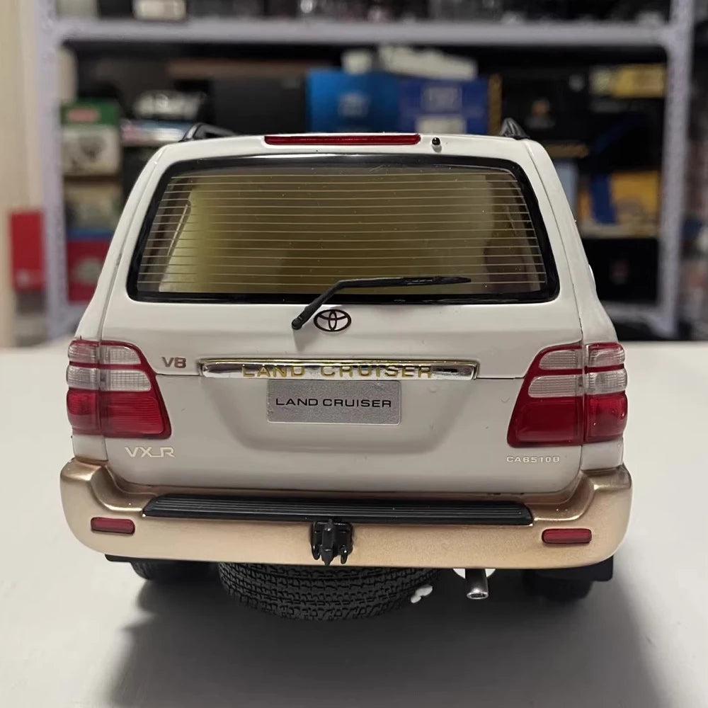 [OEM] 1:18 Toyota 2005 Land Cruiser LC100 wit modelauto Die-Cast