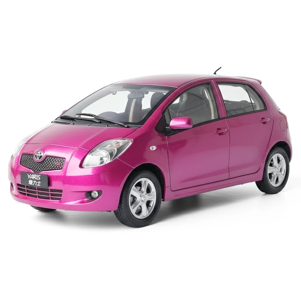 [OEM] 1:18 Toyota 2005 Yaris Pink Model Car Die-Cast