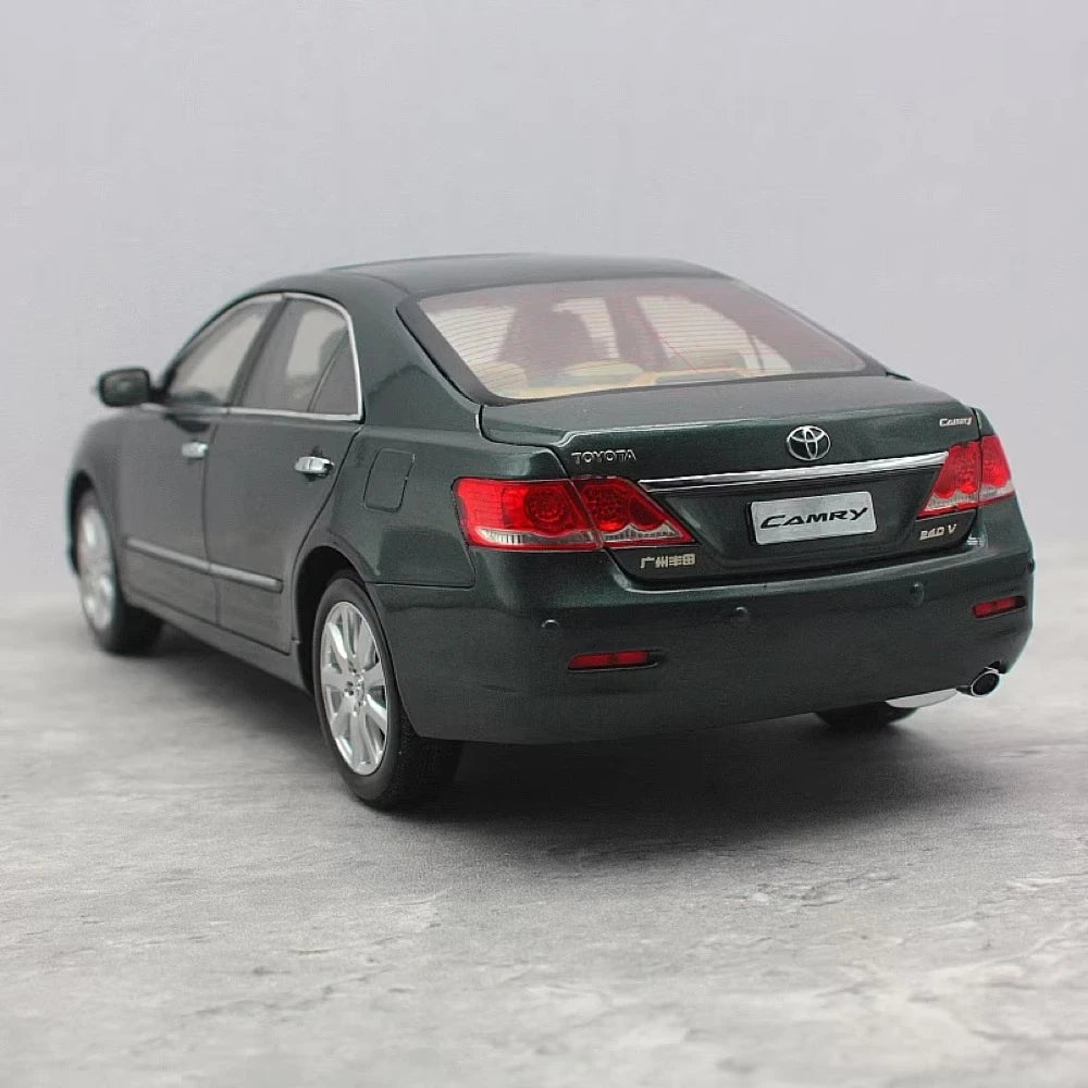 [OEM] 1:18 Toyota 2006 Camry Green Model Car Die-Cast