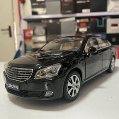 [OEM] 1:18 Toyota 2008 Crown S200 Black Model Car Die-Cast
