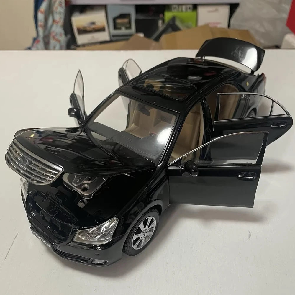 [OEM] 1:18 Toyota 2008 Crown S200 Black Model Car Die-Cast