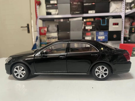 [OEM] 1:18 Toyota 2008 Crown S200 noir voiture miniature Die-Cast