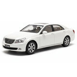 [OEM] 1:18 Toyota 2008 Crown S200 White Model Car Die-Cast
