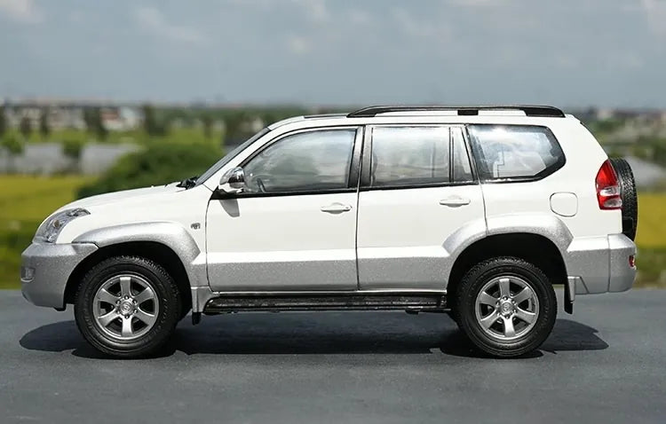 [OEM] 1:18 Toyota 2008 Land Cruiser Prado White Model Car Die-Cast