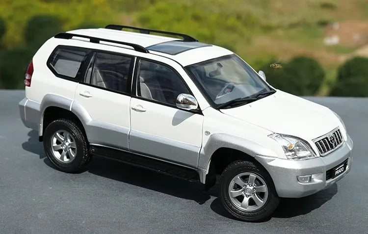 [OEM] 1:18 Toyota 2008 Land Cruiser Prado White Model Car Die-Cast