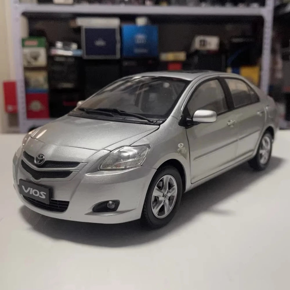 [OEM] 1:18 Toyota 2008 Vios XP90 Silver Model Car Die-Cast